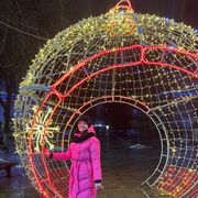  ,  Juliya, 48