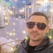  ,  Alex, 33