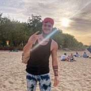  ,  Liubin, 24
