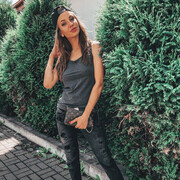  ,   Milana, 26 ,   ,   