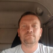  ,  Igor, 40