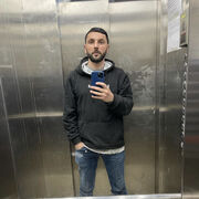  ,   Kiko, 32 ,   