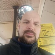  ,   Artur, 41 ,   ,   