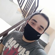  ,  Shoxrux, 32