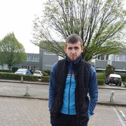  Midlum,  Andrew, 32