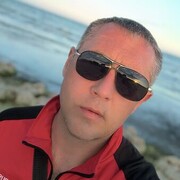  ,   Pasha, 44 ,   ,   