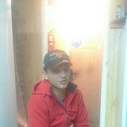  ,   Viktor, 40 ,   