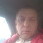  ,  Alex, 44