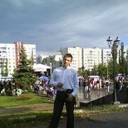  ,   Artem, 40 ,   