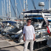 �������