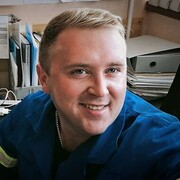  ,  Konstantin, 32