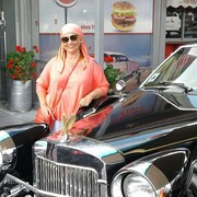  ,   EvaLahouari, 60 ,   ,   , c 