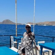  ,   Melek, 52 ,  