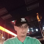  ,  Igor, 34