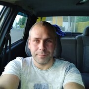  ,  Igor, 37