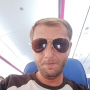  ,  Edgar, 40