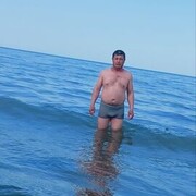 ,   Bek, 39 ,   ,   