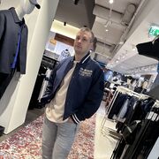  ,  Vitas, 38