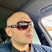  ,  Artem, 33