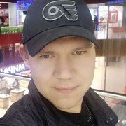  ,  Denis, 35