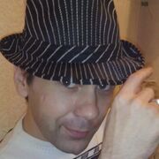  ,  Maksim, 39
