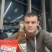  ,   Artem, 36 ,  