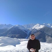  ,   Davit, 43 ,   ,   