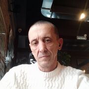 ,   Viktor, 54 ,   c 
