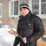  ,   Tom, 38 ,   