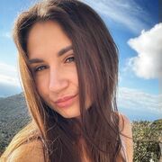  ,  Ksenia, 23