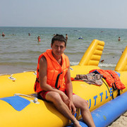  ,  alexandru, 32