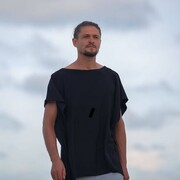  ,  Anton, 39