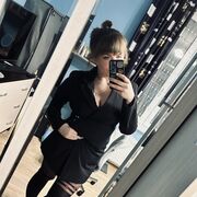  ,   MorosQueen, 32 ,   c 