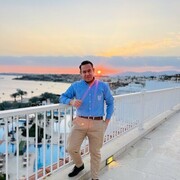  ,   Ali, 32 ,   ,   