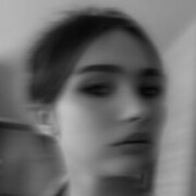  ,  Vika, 21