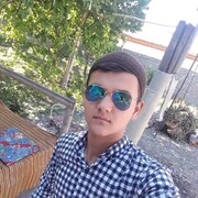  ,  Diyorbek, 23
