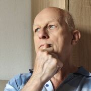  ,   Marek, 64 ,     