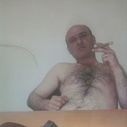  ,  Armen, 44