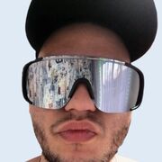  ,  , 22