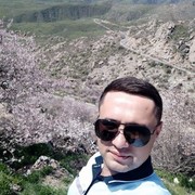  ,   Husni, 33 ,   ,   , c , 