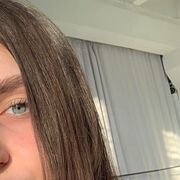  ,  Anna, 23