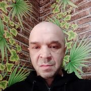  ,  Dima, 44