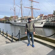  Eschwege,  Elish, 37