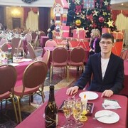 � ������