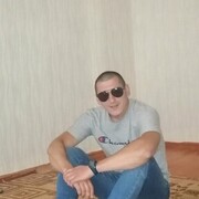 ,  Denis, 30