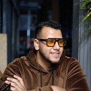  ,  Hussein, 24