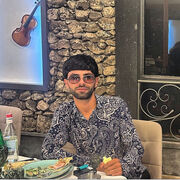  ,   Artur, 30 ,   ,   
