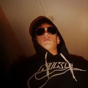  ,   Denis, 27 ,   ,   , c 