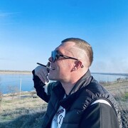  ,   Artem, 37 ,   ,   , c , 