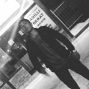  ,  Ali, 24